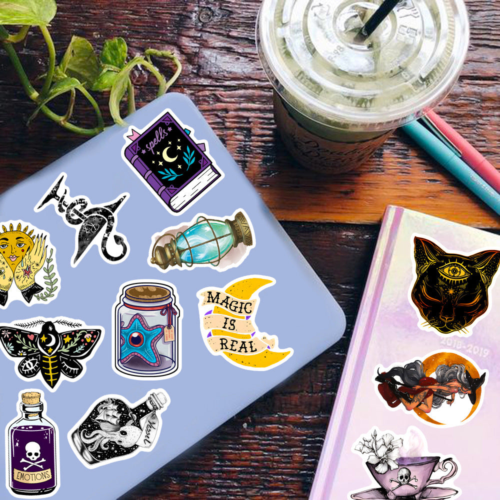 50 Artistic Luggage Stickers
